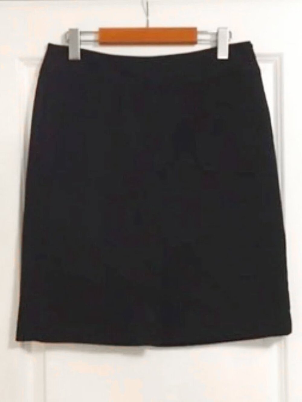 Banana Republic Stretchy Black Career Skirt - Classic Pencil Silhouette - 4